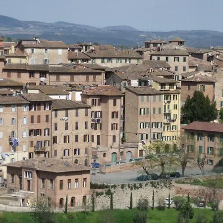 Del Sole فندق مبيت وإفطار سيينا