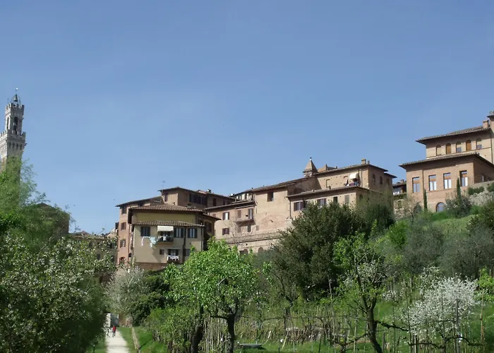 Del Sole Bed and Breakfast Σιένα