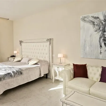 Del Sole Bed & Breakfast 4*